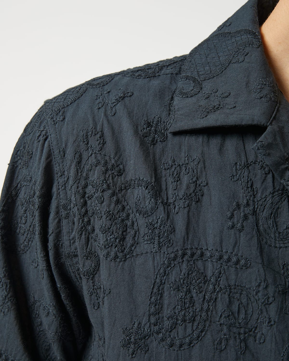 Paisley Embroidery SS - Black